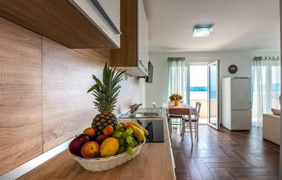 Apartments Dora Вантачичі Екстер'єр фото