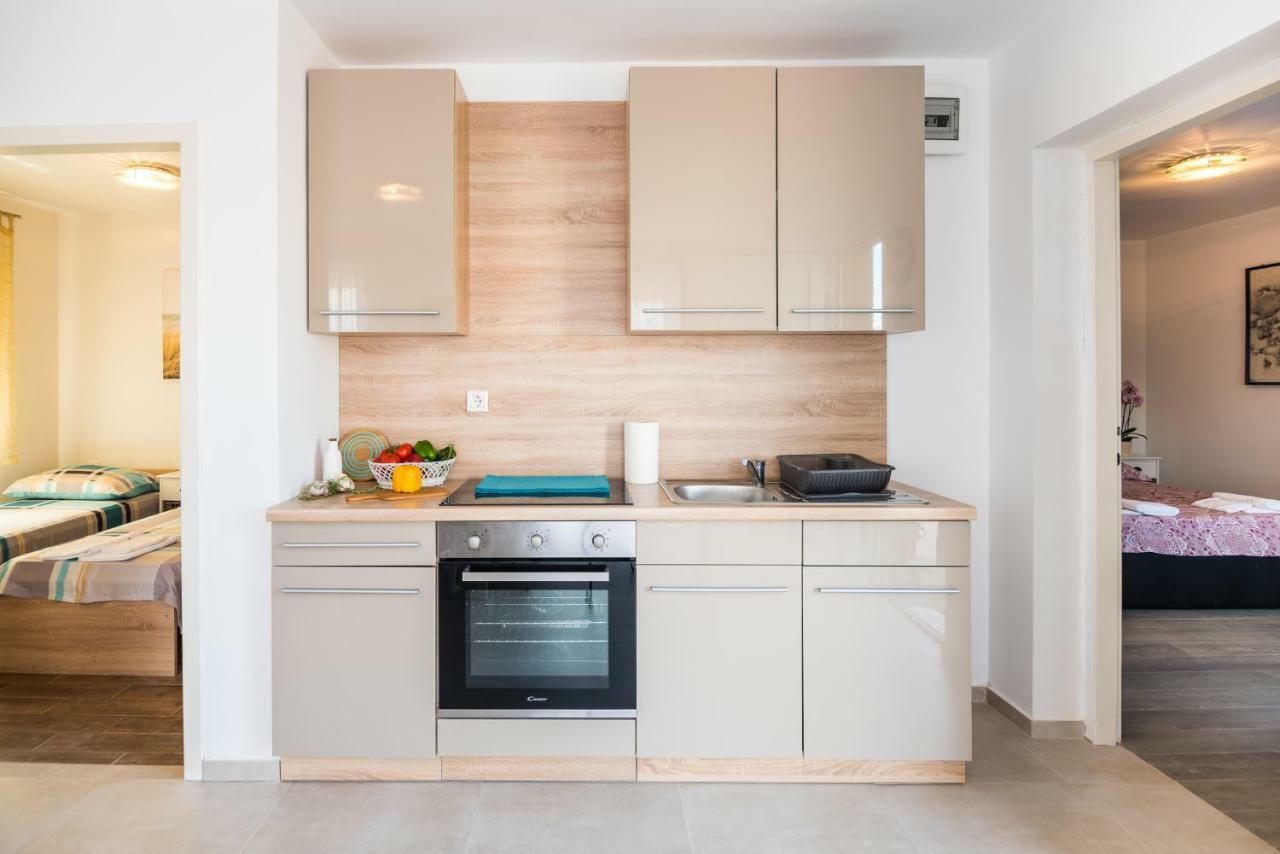 Apartments Dora Вантачичі Екстер'єр фото