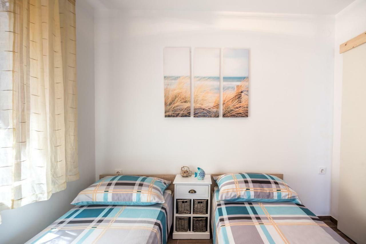 Apartments Dora Вантачичі Екстер'єр фото
